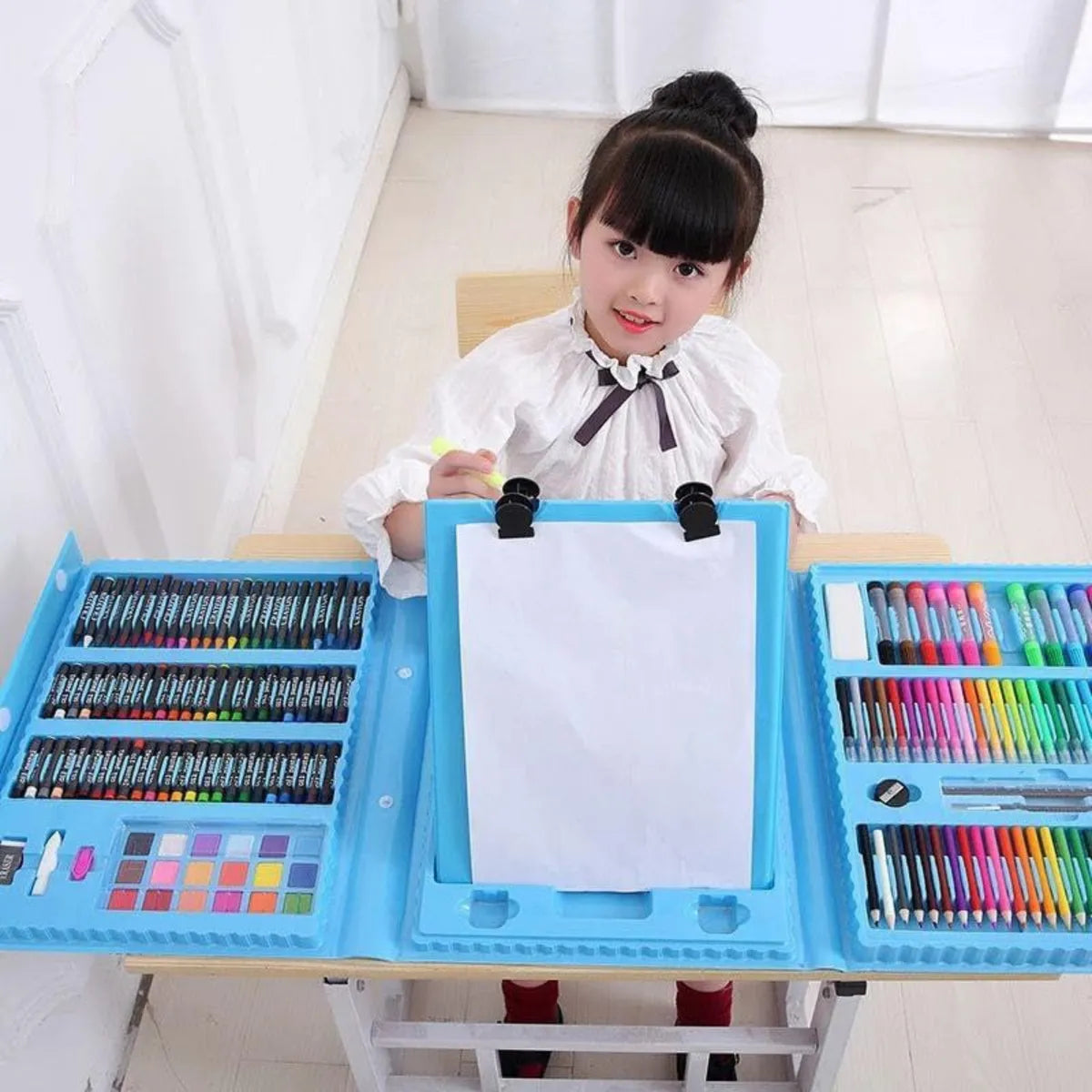 MegaKit Artístico Pro 208 Piezas – Maletín Creativo + Soporte Premium