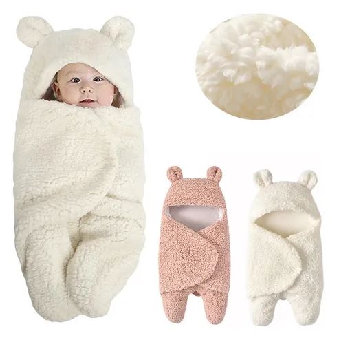 BabyBear:🐻 ¡Dulces sueños con este abrigo de amor para tu bebé!