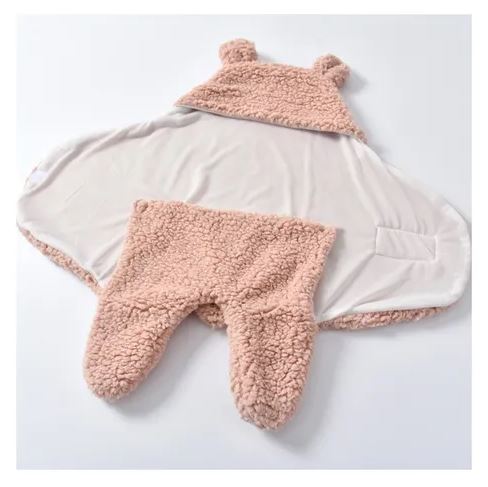 BabyBear:🐻 ¡Dulces sueños con este abrigo de amor para tu bebé!